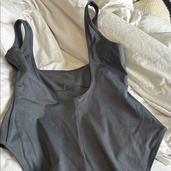 SKIMS Signature Swim Scoop Neck One Piece swimsuit in the color Gunmetal XL